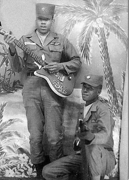 Jimi 1961 Army